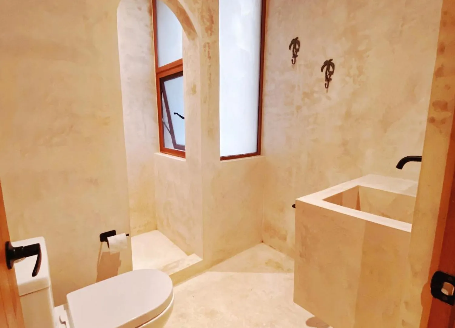 Makan Brand New 2-Bedroom Apt With Patio And Pool Tulum