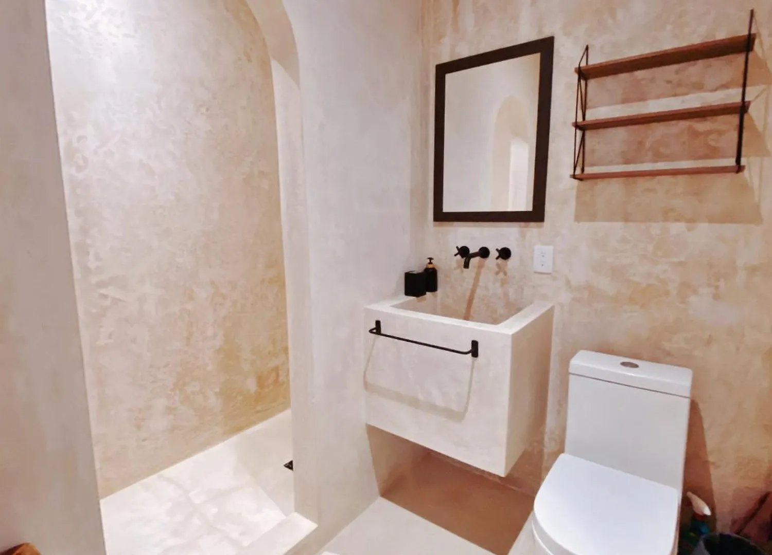 Makan Brand New 2-Bedroom Apt With Patio And Pool Tulum Apartment
