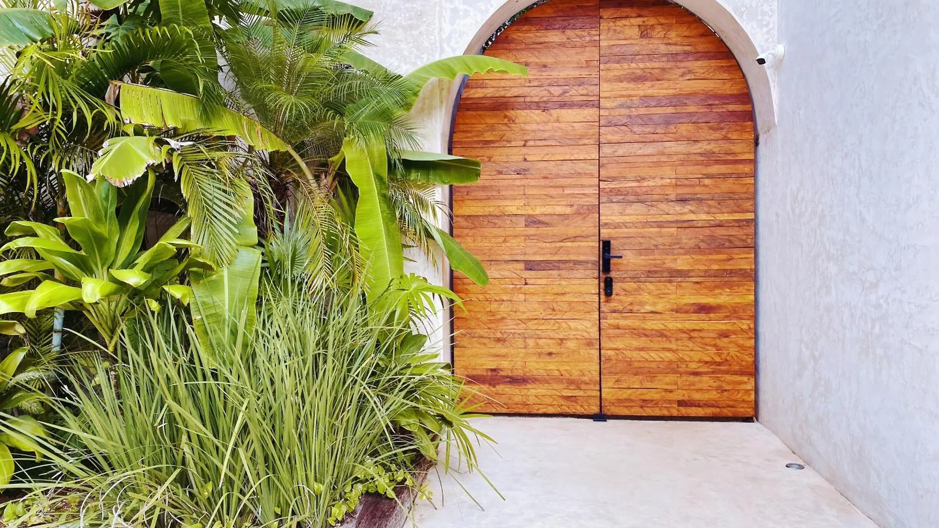 Makan Brand New 2-Bedroom Apt With Patio And Pool Tulum Mexico