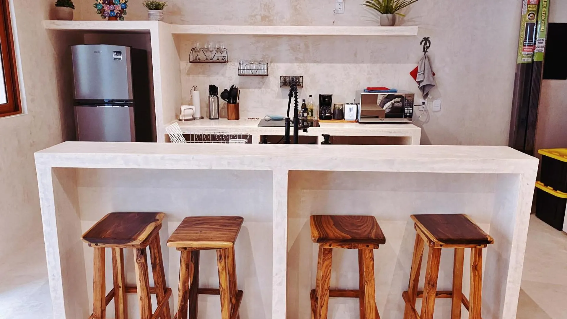 Makan Brand New 2-Bedroom Apt With Patio And Pool Tulum 0*,
